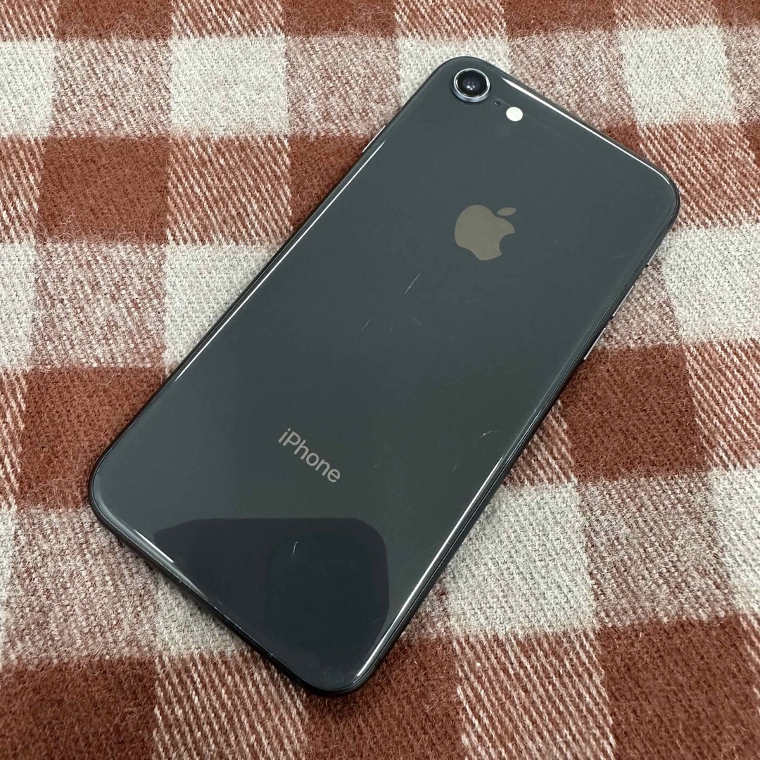 ????《1311》iPhone8 64GB SIMフリー