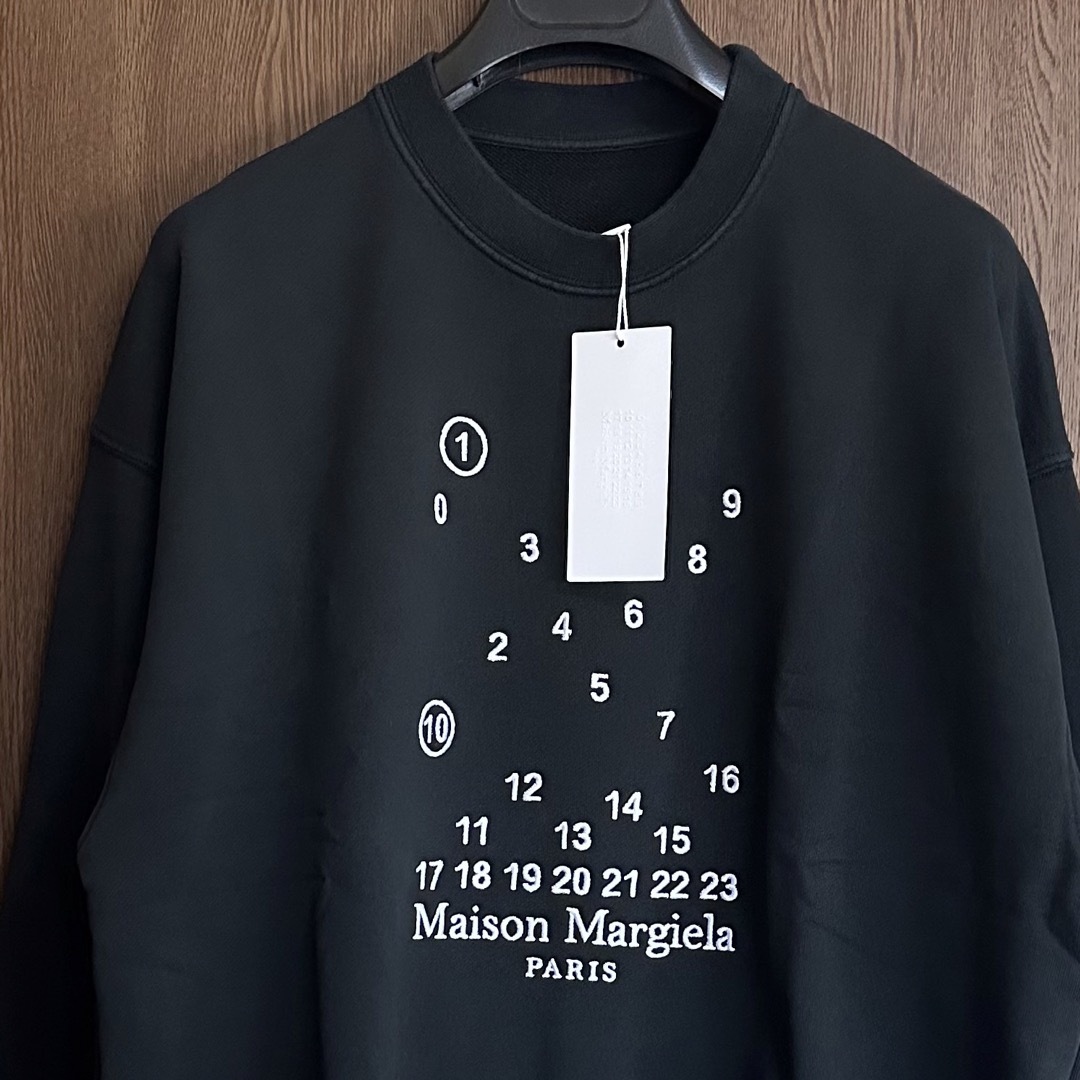 Maison Martin Margiela - 黒M新品 メゾン マルジェラ カレンダーロゴ ...