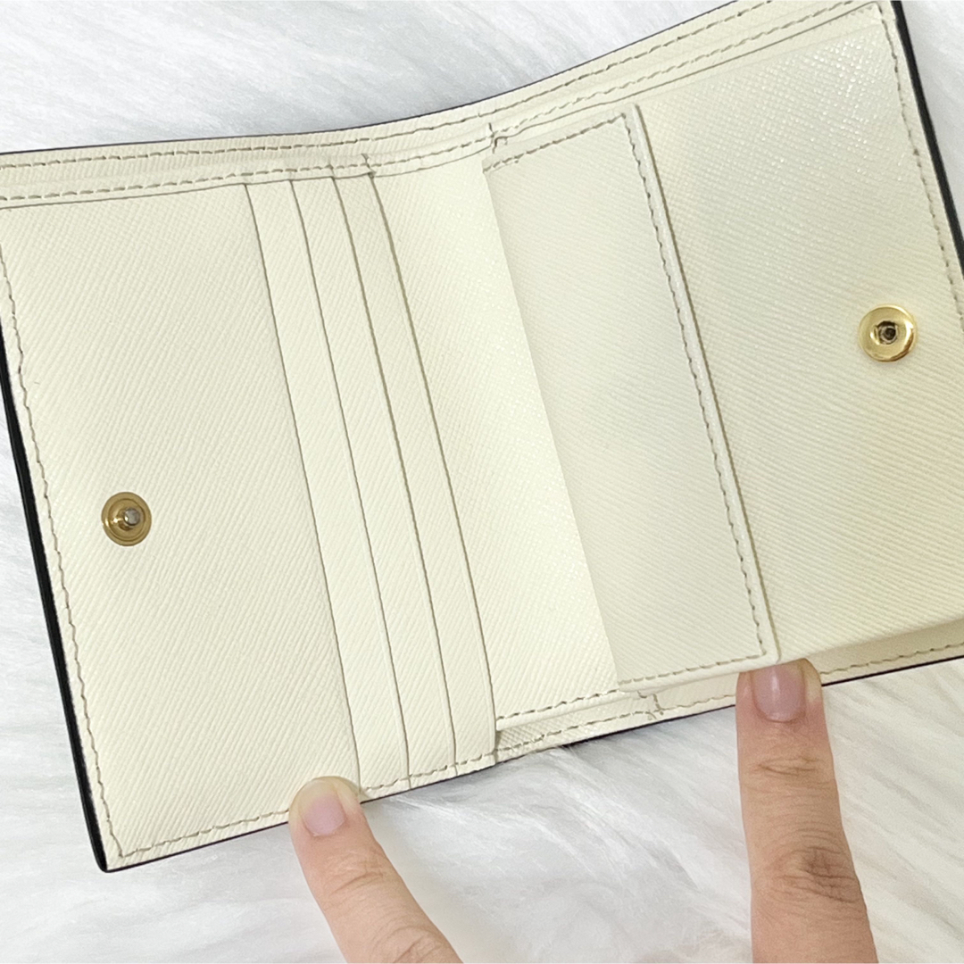 【極美品】MARNI 二つ折り財布 コンパクトウォレット サフィアーノレザー