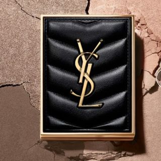 イヴサンローランボーテ(Yves Saint Laurent Beaute)のYves Saint Laurent Beauteクチュール ミニ クラッチ(アイシャドウ)