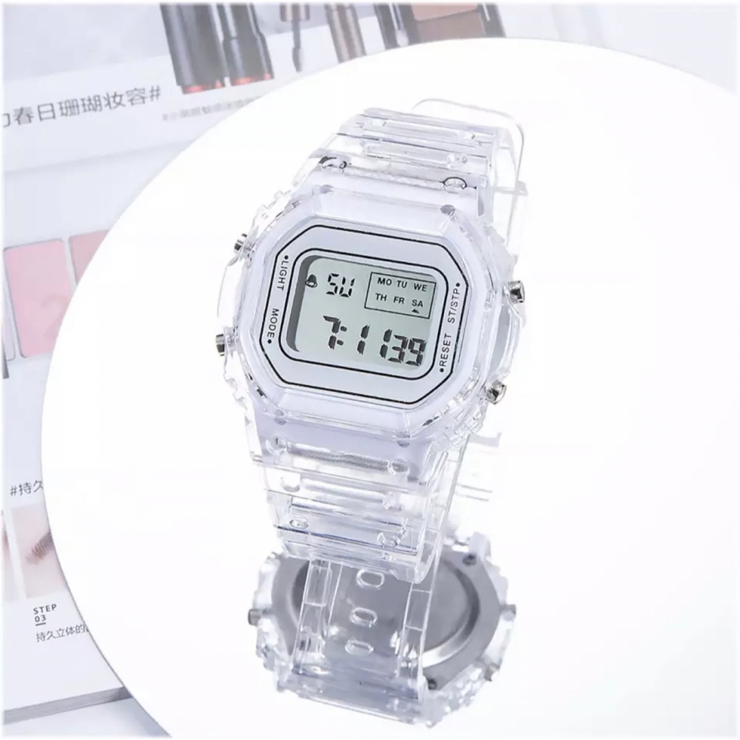 スポーツデジタル防水ウォッチ クリアホワイト レディースのファッション小物(腕時計)の商品写真