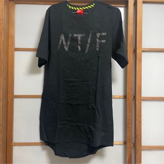 ナイキ(NIKE)のNIKE ロング丈Tシャツ(Tシャツ(半袖/袖なし))