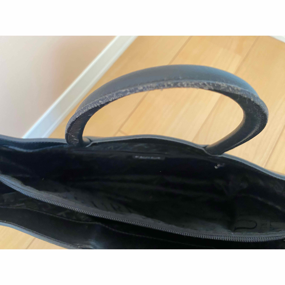 FURLA 黒革のバッグ FURLA 黒革のバッグ
