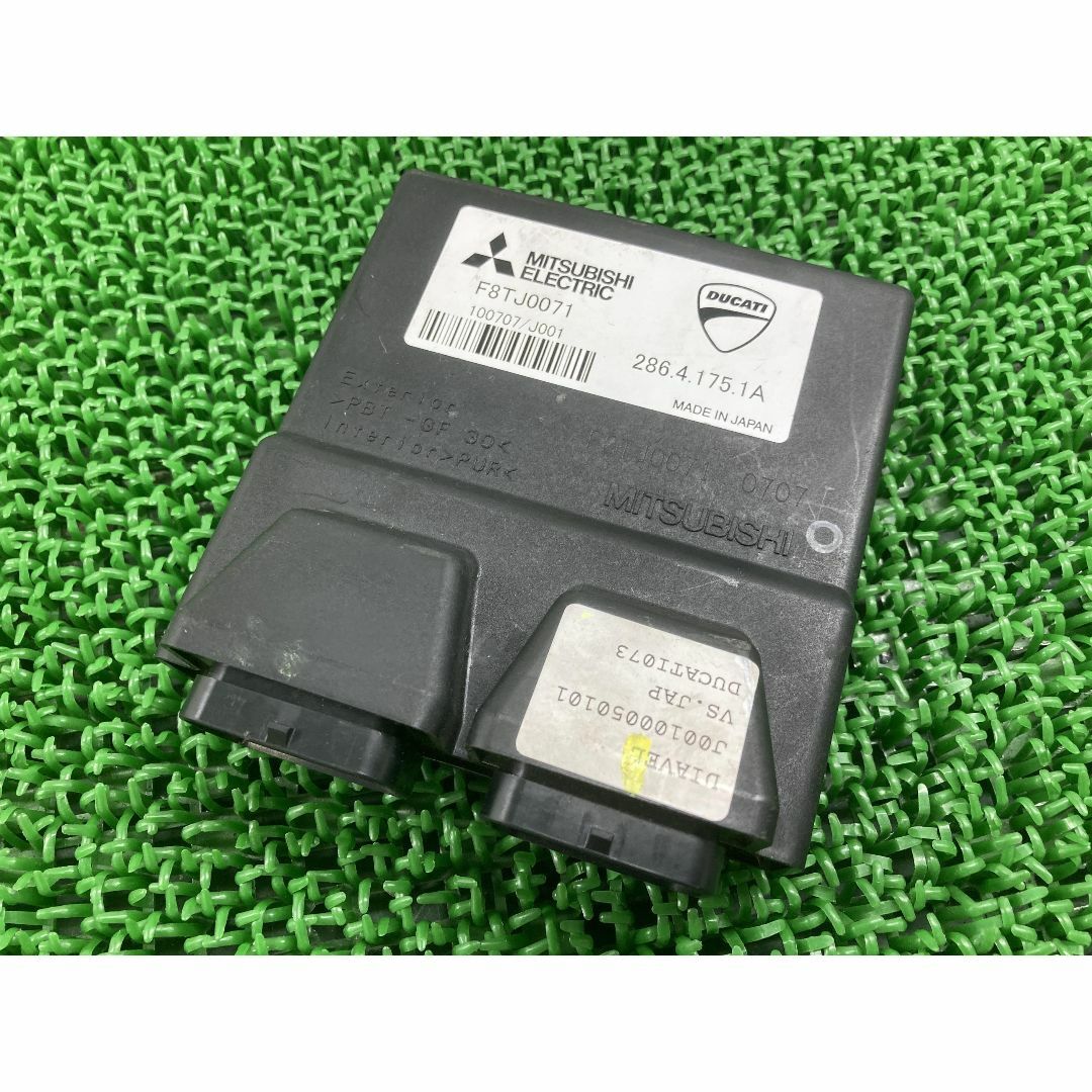 ディアベルカーボン ECU ZDMG100ABBB001*** ドゥカティ 純正  バイク 部品 2013年式外し ZDMG100A ECM エンジンコントロールユニット 車検 Genuine:22312097