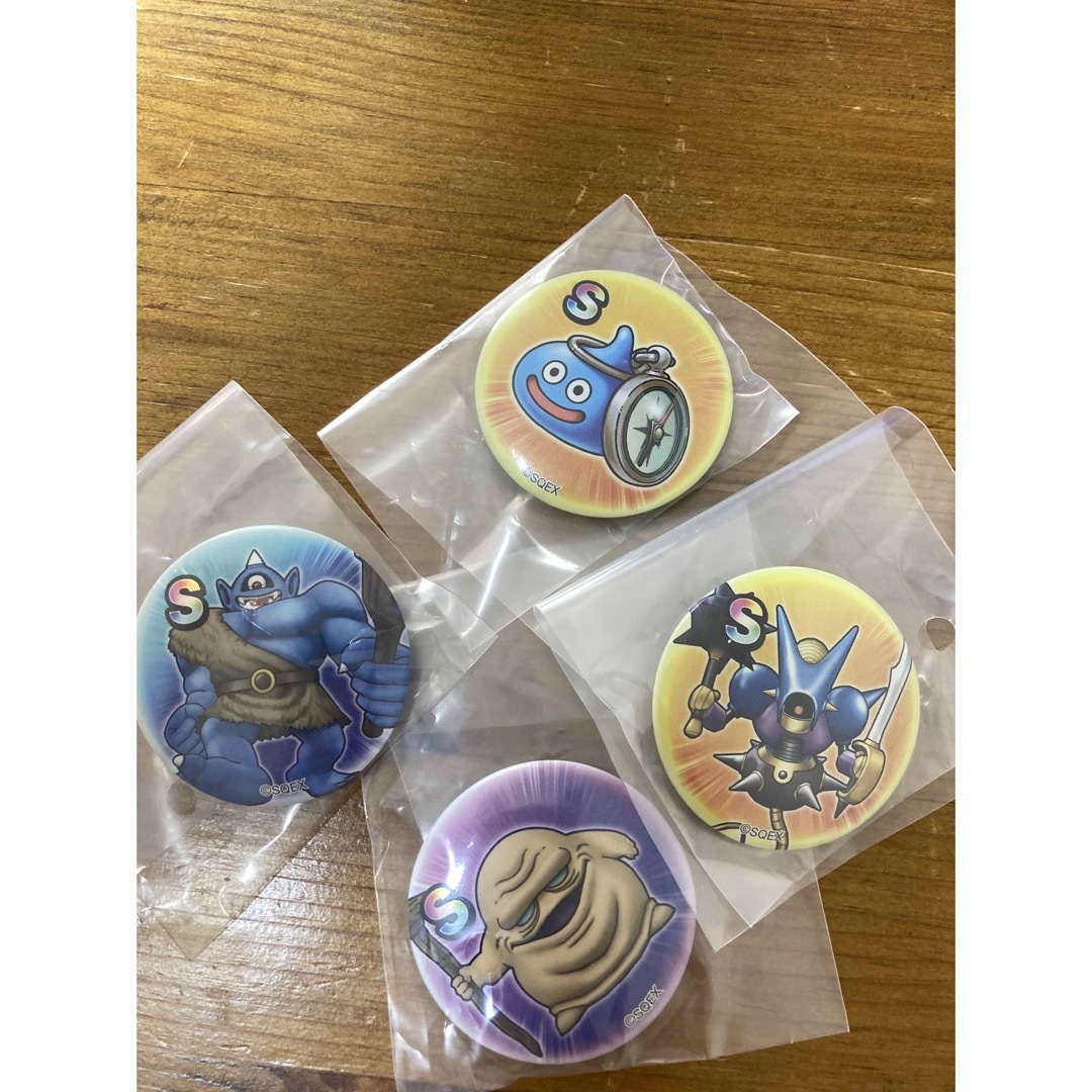 ドラクエウォーク こころs 缶バッチ