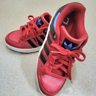 アディダス(adidas)のアディダス スニーカー 赤(スニーカー)