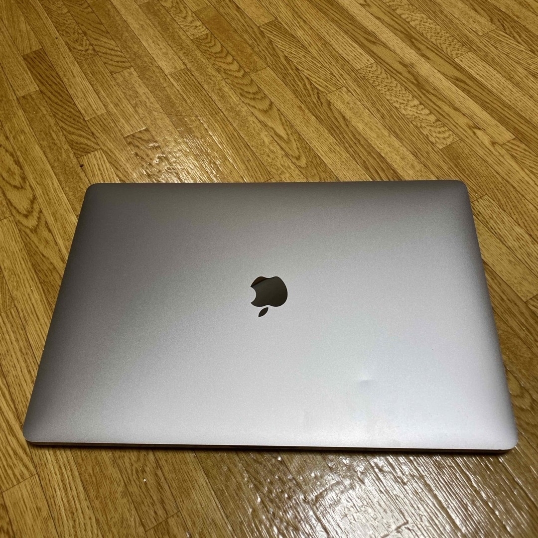 MacBook Pro (16インチ, 2019) ジャンク品スマホ/家電/カメラ