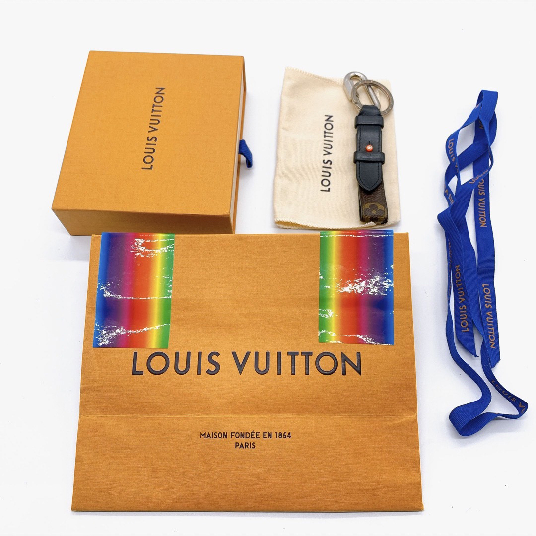 LOUIS VUITTON(ルイヴィトン)のLOUIS VUITTON ポルトクレドラゴンヌ モノグラム　ソーラーレイ メンズのファッション小物(キーホルダー)の商品写真