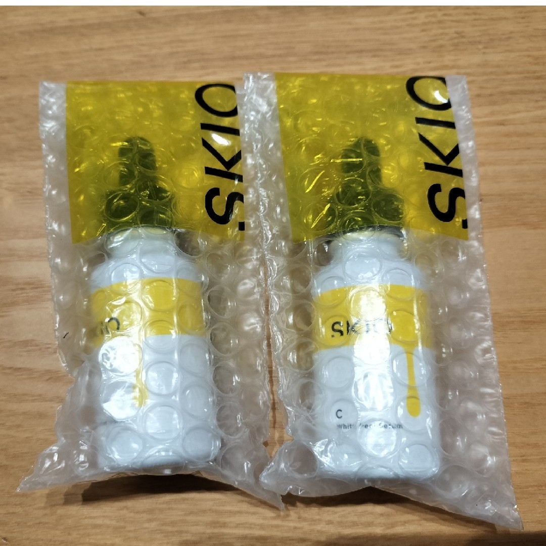 ロート製薬(ロートセイヤク)のSKIO VCホワイトピールセラム2本セット ロート製薬 スキオ コスメ/美容のスキンケア/基礎化粧品(美容液)の商品写真