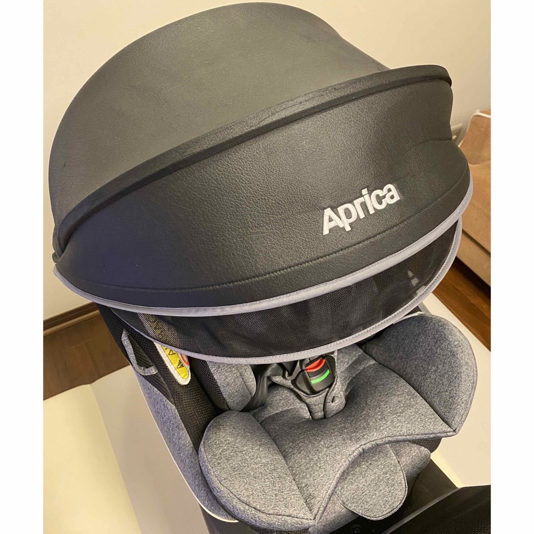 Aprica(アップリカ)のチャイルドシート  アップリカ  クルリラ プラス ISOFIX 回転  キッズ/ベビー/マタニティの外出/移動用品(自動車用チャイルドシート本体)の商品写真