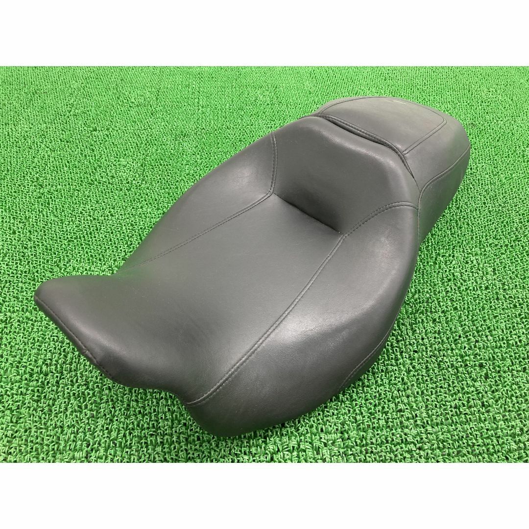FLHX1580 シート 52320-11 ハーレー 純正 バイク 部品 5HD1KBME3DB605