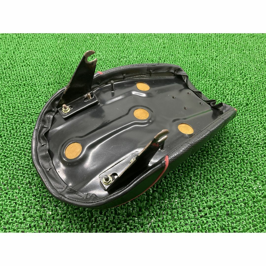 モーターヘッド製モンキー シート 社外 バイク 部品 Z50J-16050*** 赤パイピング 破れなし カスタム素材に タックロール:22302415