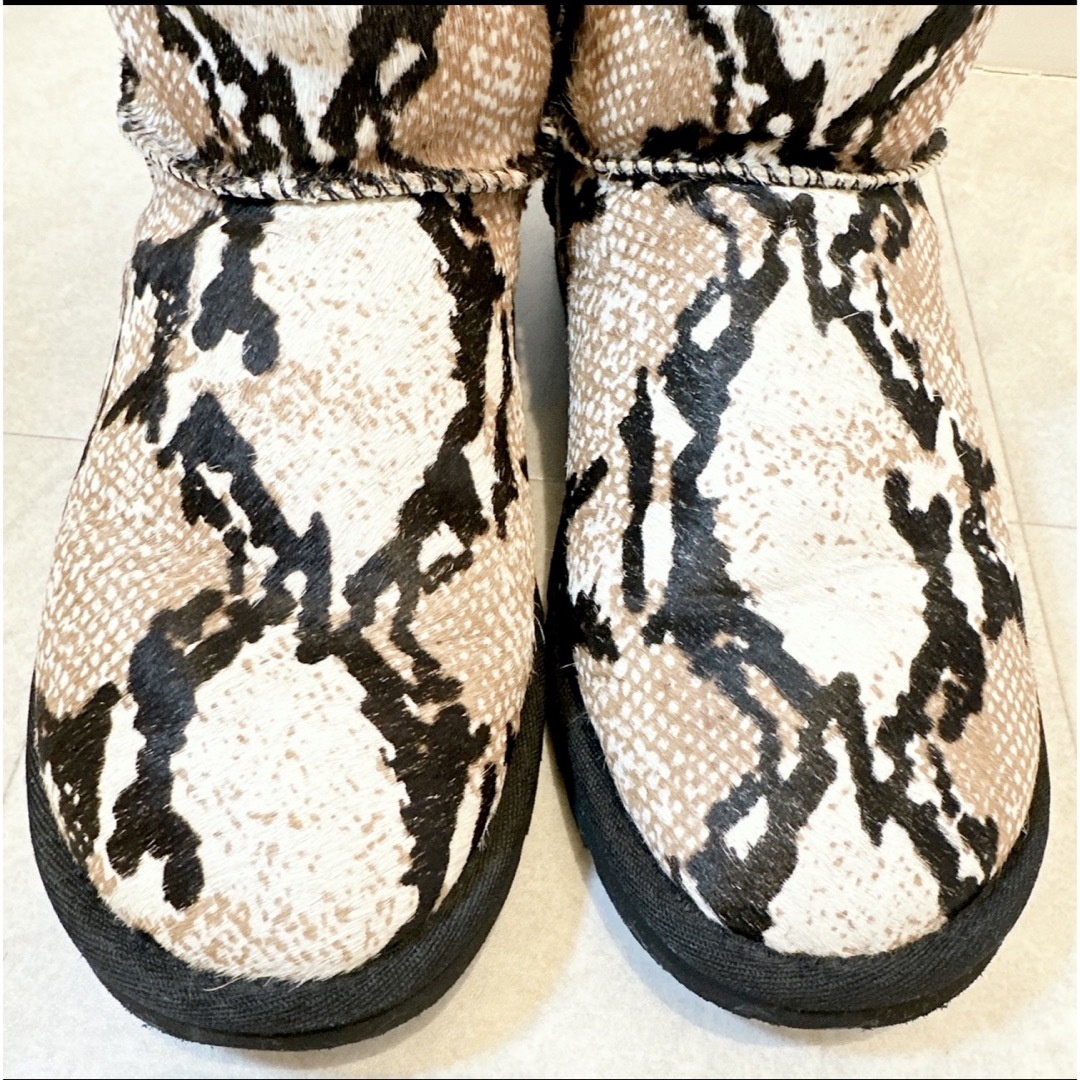 UGG ムートンブーツ パイソン柄