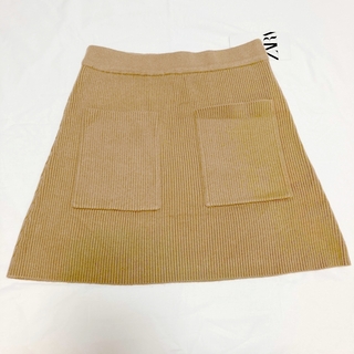 ザラ(ZARA)のZARA ニットスカート　新品未使用タグ付き  ベージュ・キャメル系(ミニスカート)