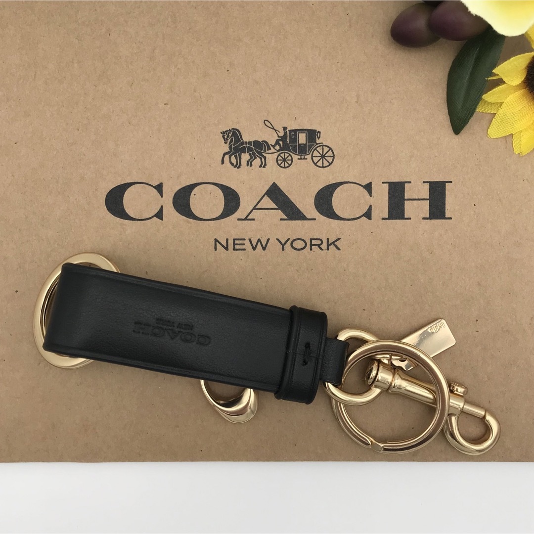 COACH(コーチ)のCOACH チャーム ★大人気★ トリガースナップバッグチャーム ブラック 新品 レディースのファッション小物(キーホルダー)の商品写真