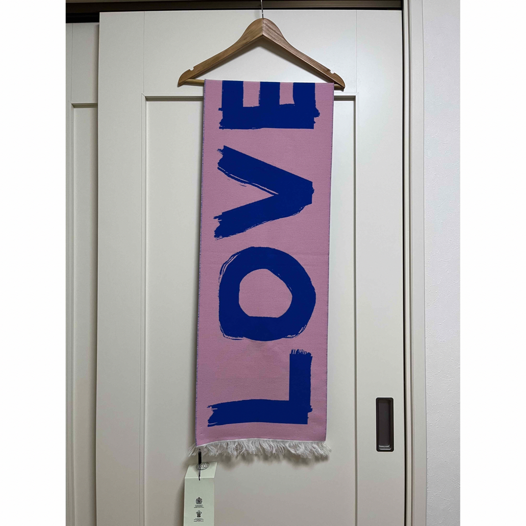 BURBERRY - BURBERRY バーバリー マフラー LOVEロゴ タグ付き未 BURBERRY - BURBERRY バーバリー マフラー LOVEロゴ タグ付き未