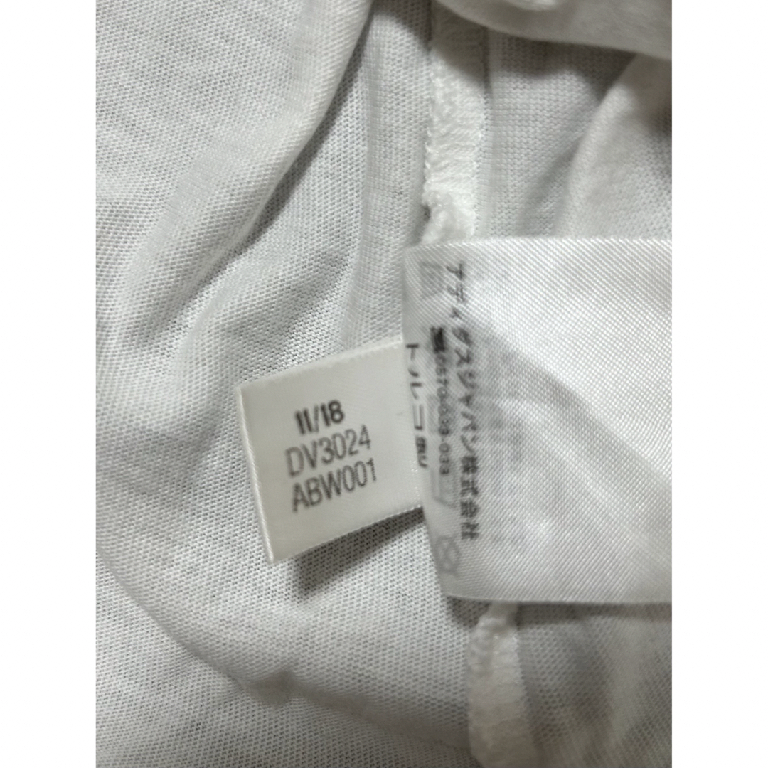 adidas(アディダス)のadidas アディダス tシャツ レディースM(小さめ) ホワイト ビックロゴ レディースのトップス(Tシャツ(半袖/袖なし))の商品写真