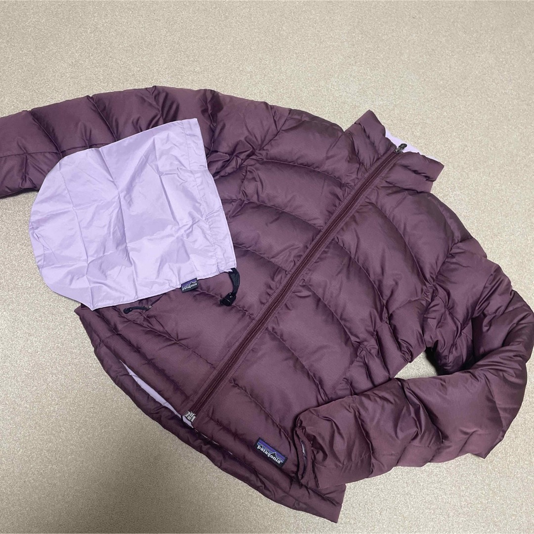 ダウンジャケット【新品未使用☆タグ付き】パタゴニア　ダウンジャケット　袋付き　紫