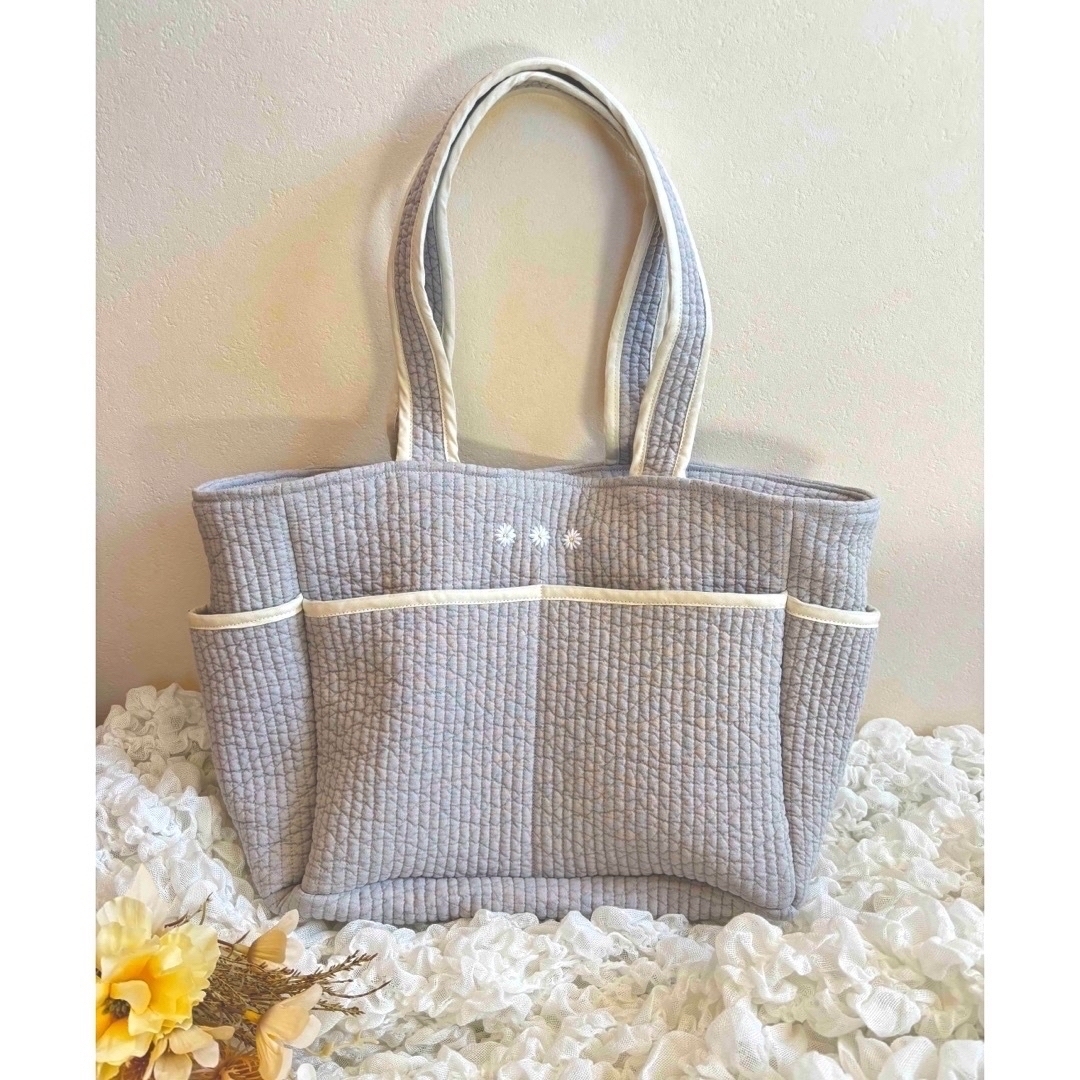 値下げ❣️大容量ヌビバッグ/マザーズバッグ/グレー/花刺繍/ハンドメイド | フリマアプリ ラクマ 値下げ❣️大容量ヌビバッグ/マザーズバッグ/グレー/花刺繍/ハンドメイド | フリマアプリ ラクマ