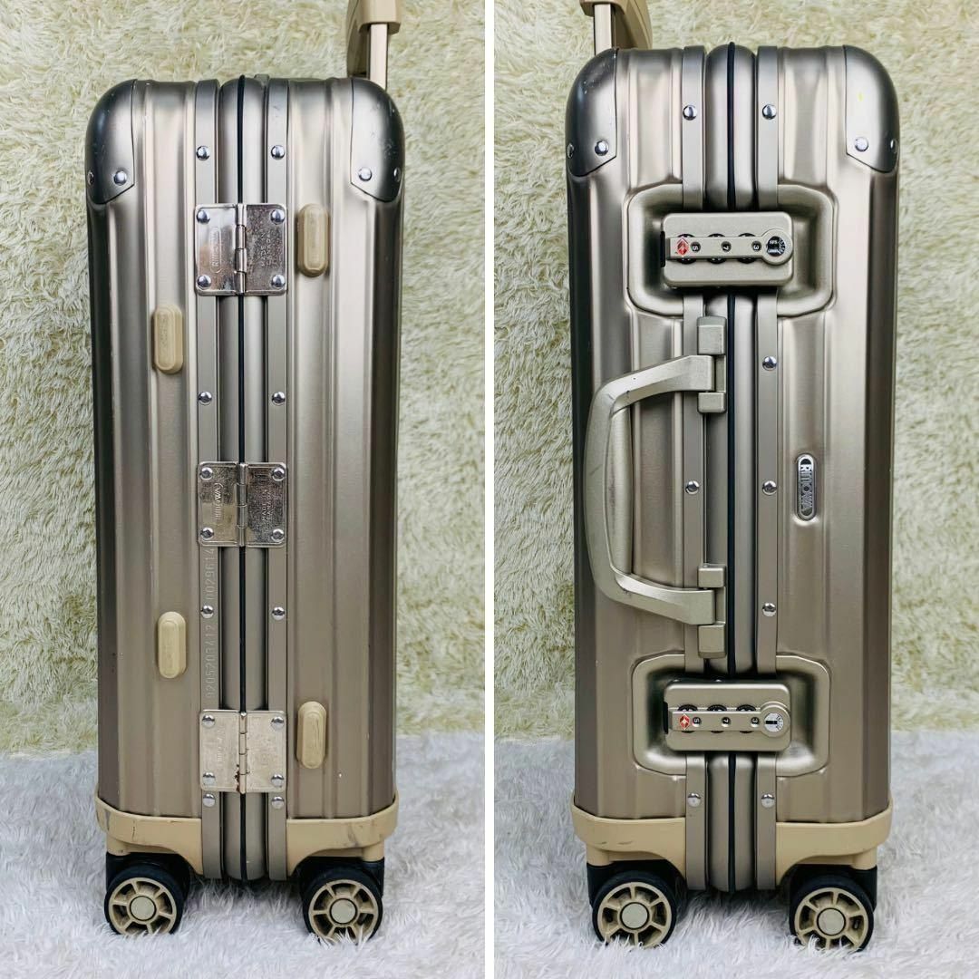 極美品✨リモワ トパーズ チタニウム 32L 4輪 機内持ち込み TSAロック-