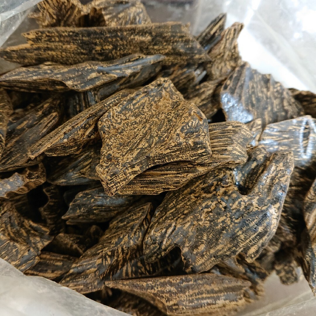 インドネシア産 香木 kalimantan dugga 100g ⑤