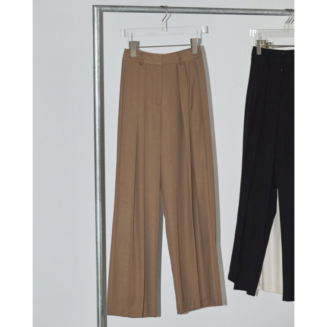 TODAYFUL LIFE's Tuck Twill Trousers