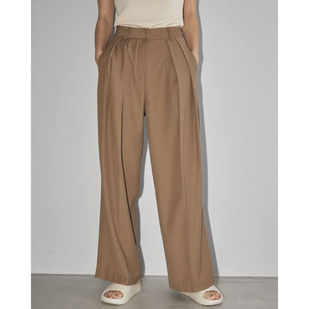 TODAYFUL LIFE's Tuck Twill Trousers 3