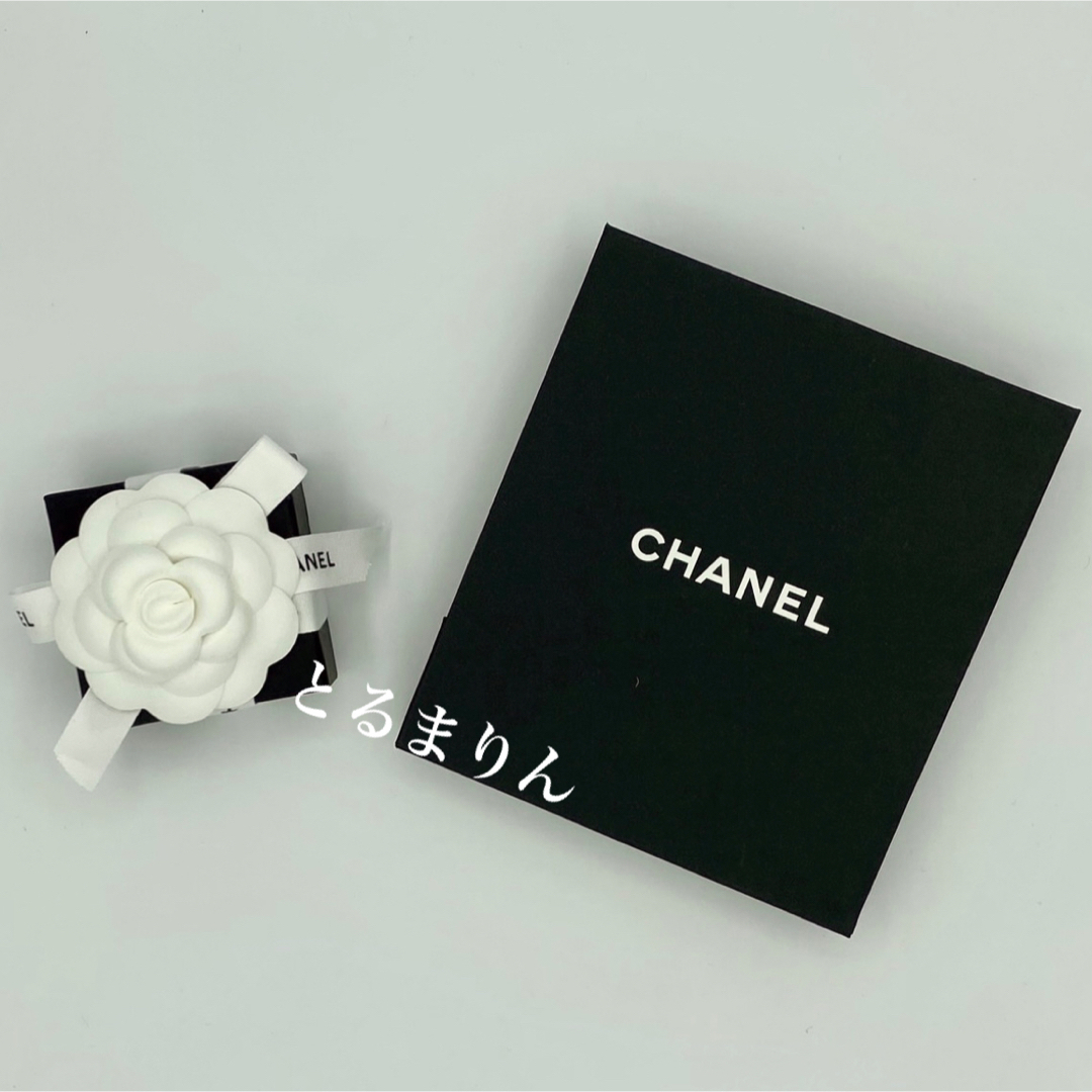 CHANEL(シャネル)の【大人気ミニサイズ☆新品即日発送】CHANEL ロゴ ピアス ココマーク レディースのアクセサリー(ピアス)の商品写真