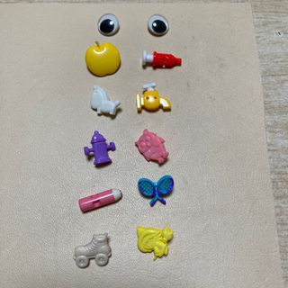 キャラクター　ボタン　レトロ　ハンドメイド(各種パーツ)