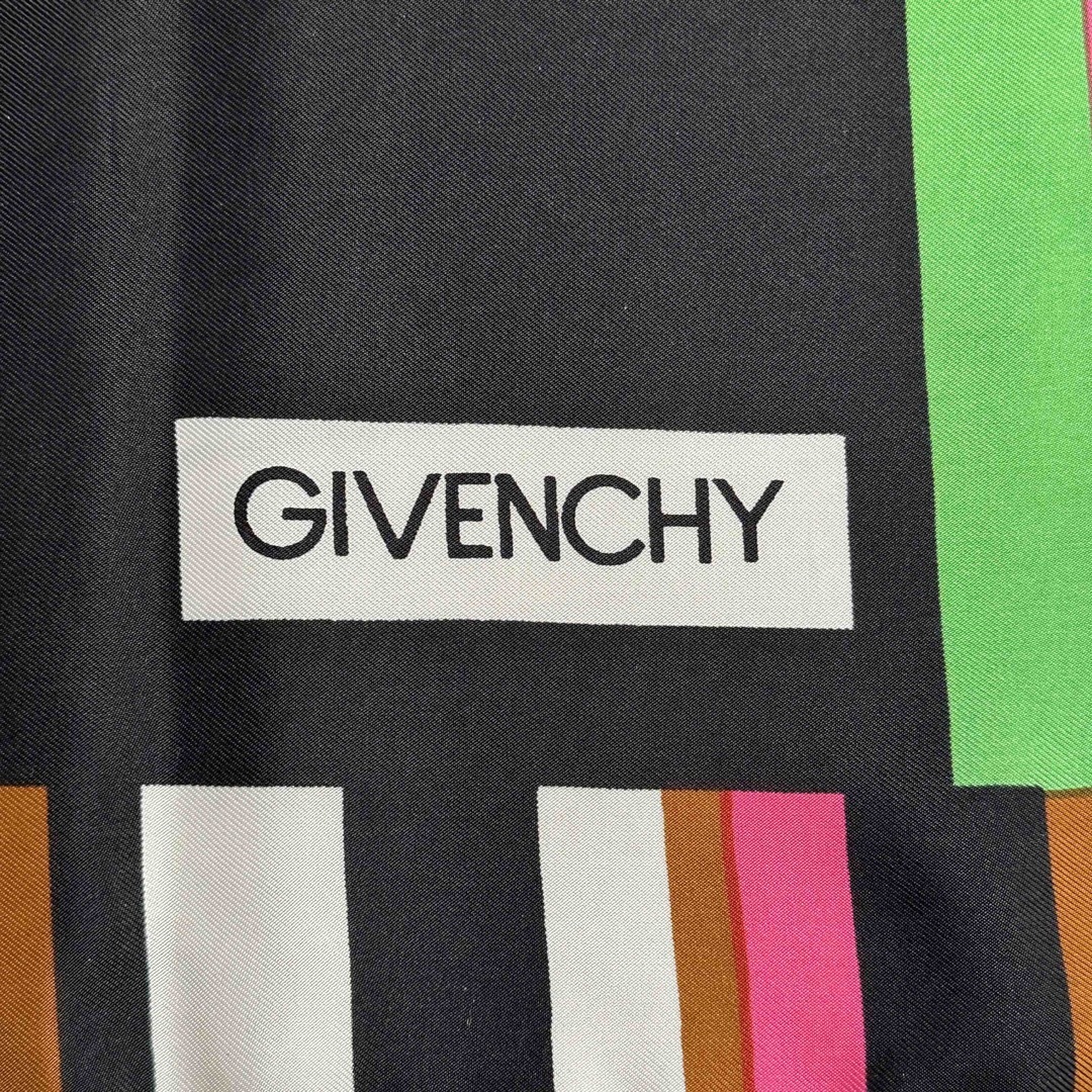 GIVENCHY シルク100% 大判スカーフ 2