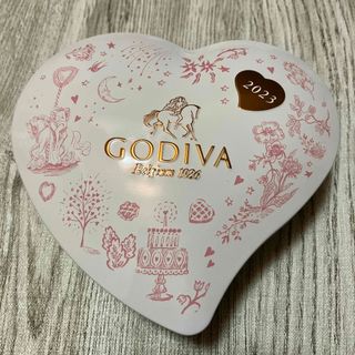 ゴディバ(GODIVA)のゴディバ　ハートの缶(小物入れ)