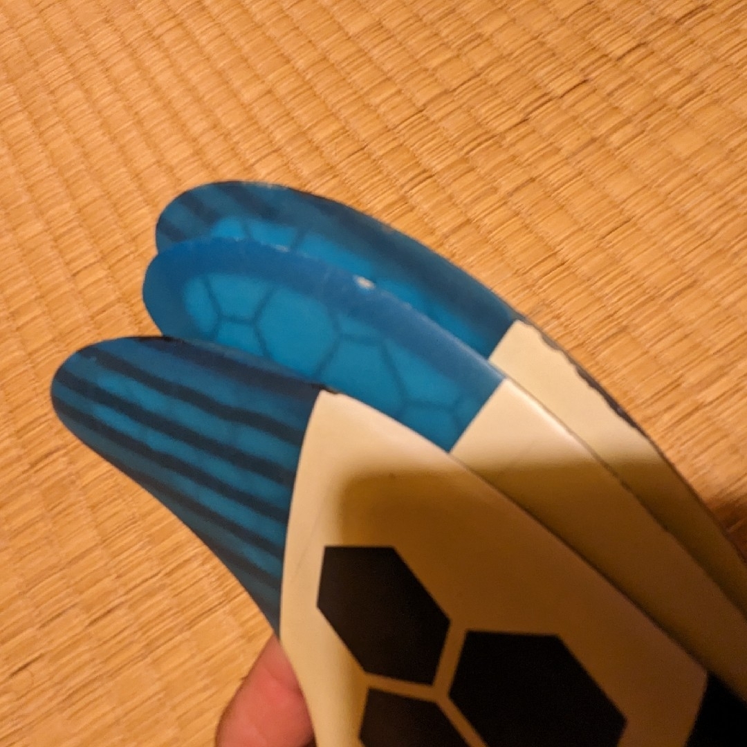 アルメリック フューチャー トライフィン ミディアム