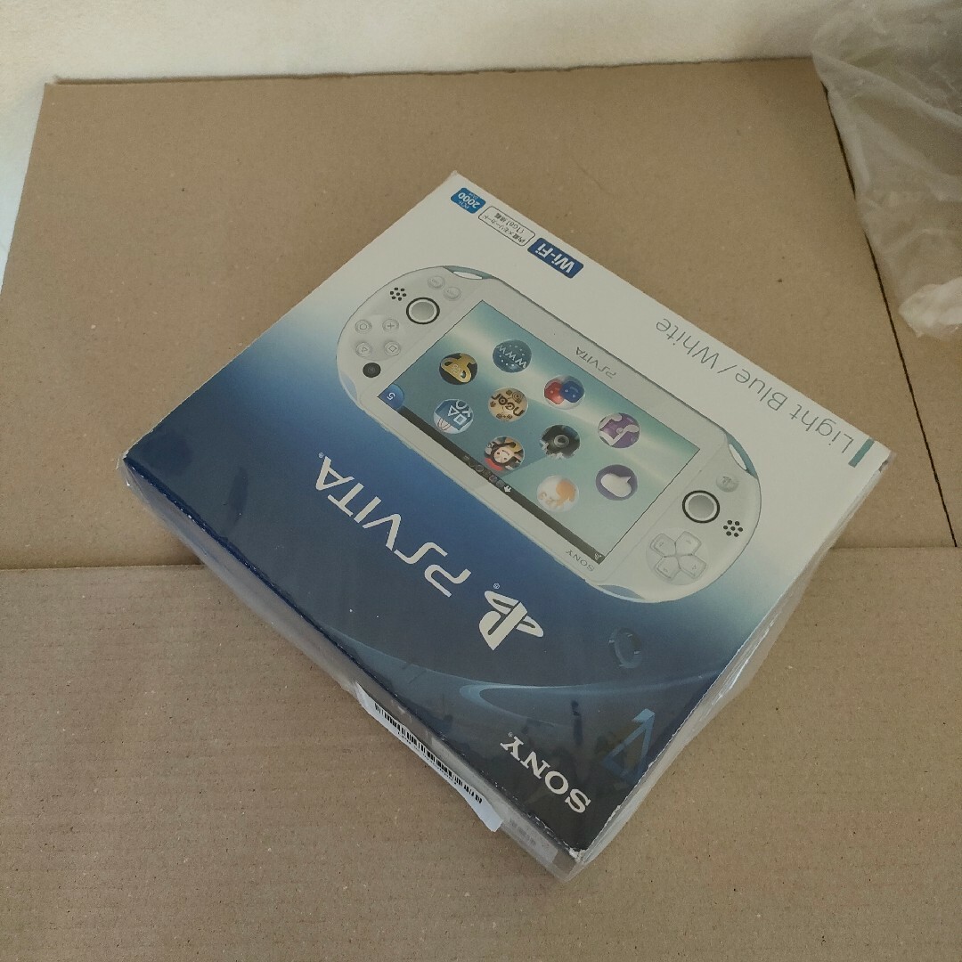 PlayStation Vita - psvita Wi-Fi ライトブルー/ホワイト PCH-2000ZA14