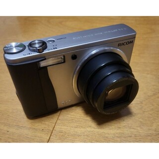 リコー(RICOH)のRICOH　R10  シルバー　2GBメモリーカード　  デジタルカメラ(コンパクトデジタルカメラ)