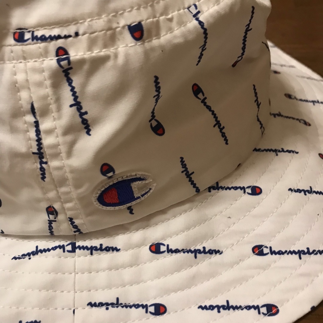 Champion(チャンピオン)の新品☆帽子・バケットハット・ハット・チャンピオン・サイズ５４㎝・お子様にも☆ レディースの帽子(ハット)の商品写真