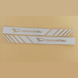 ダイハツ(ダイハツ)のDAIHATSU　ダイハツ　ドアミラーステッカー シルバーホワイト １セット(車外アクセサリ)