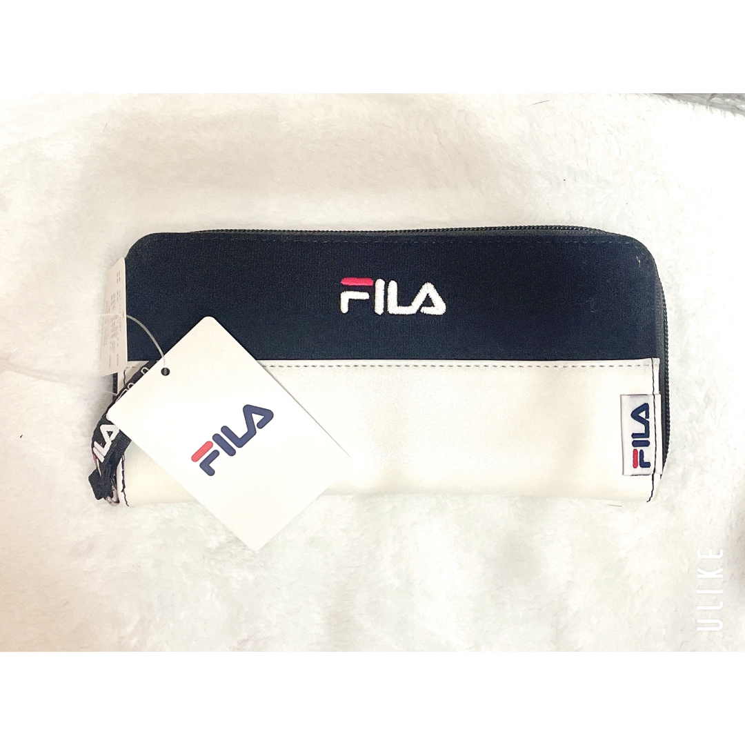 FILA(フィラ)の超美品　FILA ロゴ入り長財布　シンプルでかわいい　オシャレな財布　未使用品 メンズのファッション小物(長財布)の商品写真