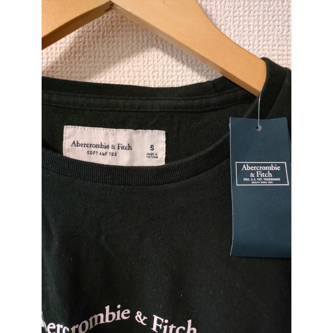 Abercrombie&Fitch(アバクロンビーアンドフィッチ)のAbecrombie Fitch Long Sleeve メンズのトップス(Tシャツ/カットソー(七分/長袖))の商品写真