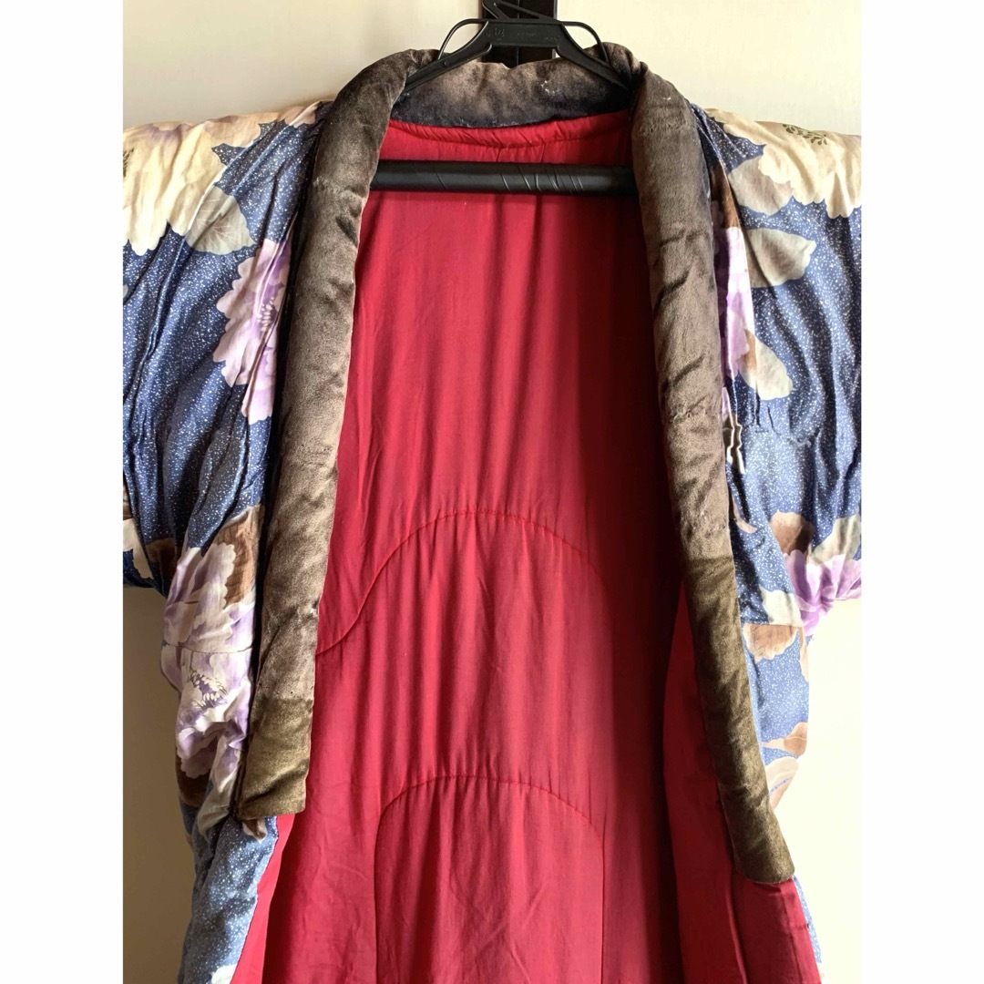 昭和レトロ】 かいまき布団 掻巻 花柄 鮮やか 和模様 ベロア 昭和レトロ】 かいまき布団 掻巻 花柄 鮮やか 和模様 ベロア
