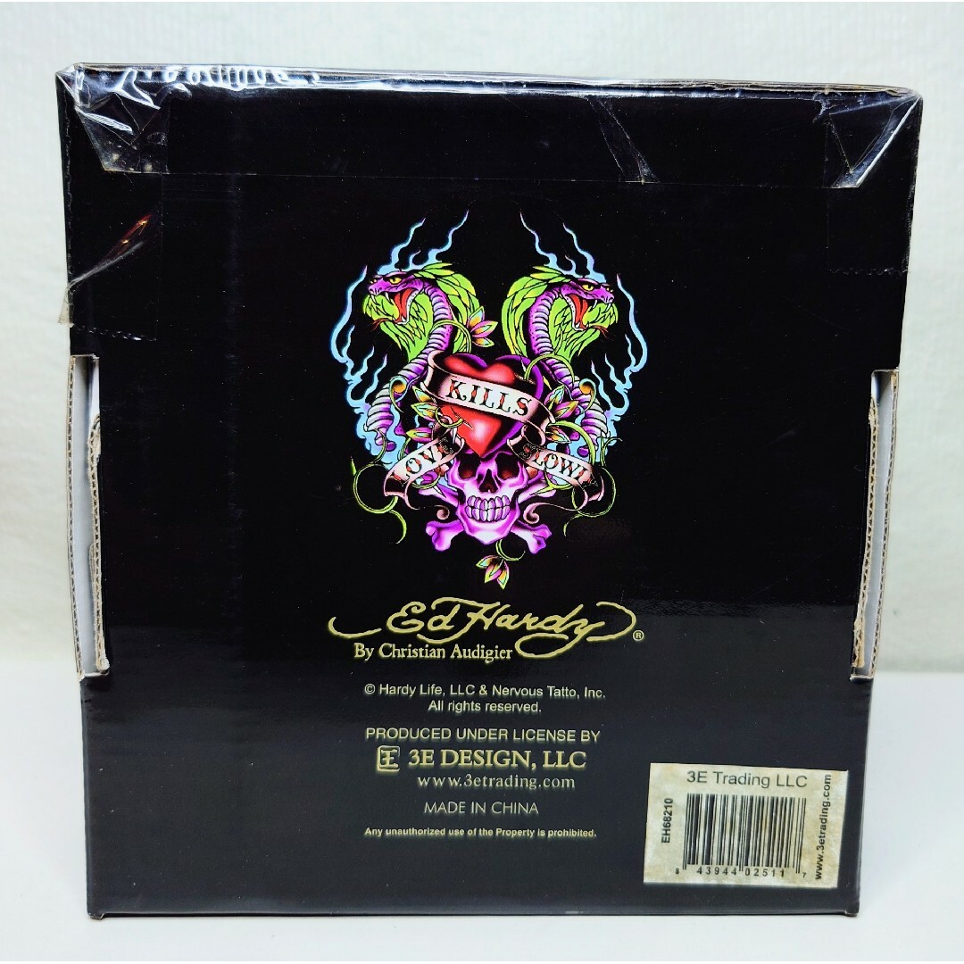 Ed Hardy(エドハーディー)のショットグラス★４点セット★エドハーディー★店舗★BAR★CAFE★グラス★レア インテリア/住まい/日用品のキッチン/食器(グラス/カップ)の商品写真