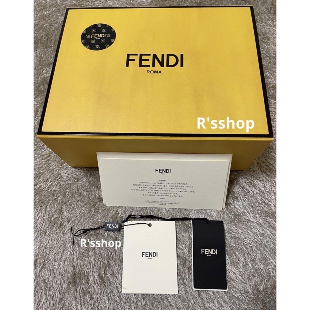 FENDI(フェンディ)の⚡️FENDI⚡️フェンディパーカー 公式サイト購入 Lサイズ クリーニング済 メンズのトップス(パーカー)の商品写真