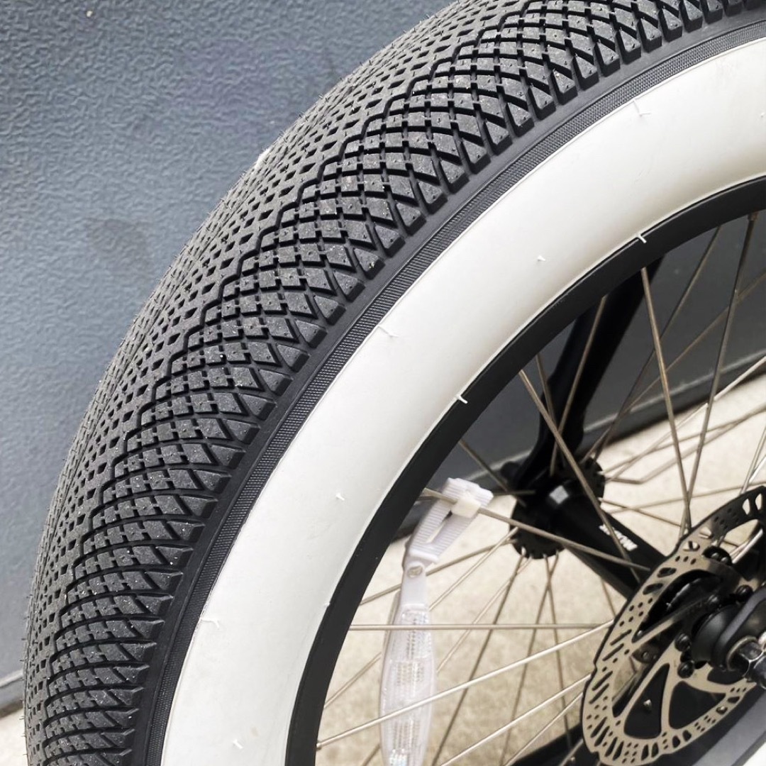 mate bike ホワイトリボン　セミスリックタイヤ　20×4.0 新品 | フリマアプリ ラクマ