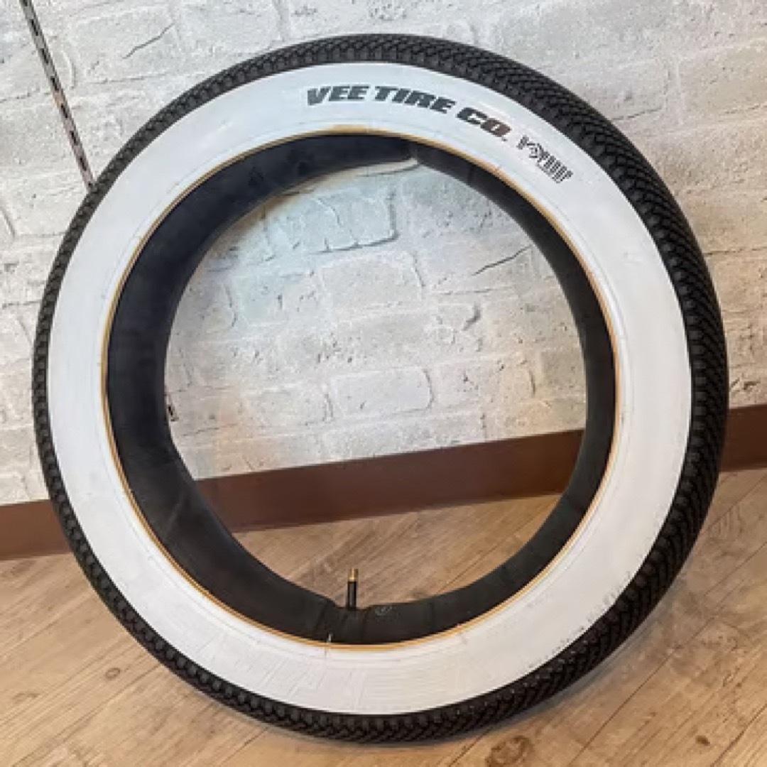 vee tire speedster 20×4.0 ホワイト mate bikeの通販 by ぶり座 vee tire speedster 20×4.0 ホワイト mate bikeの通販 by ぶり座