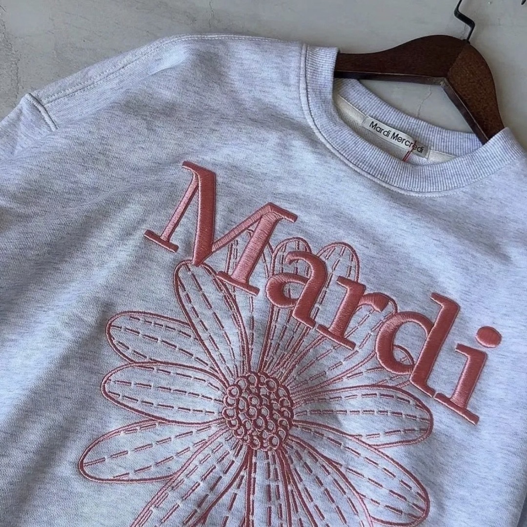 マルディメクルディMardi Mercredi スウェットオートミールピンク刺繍