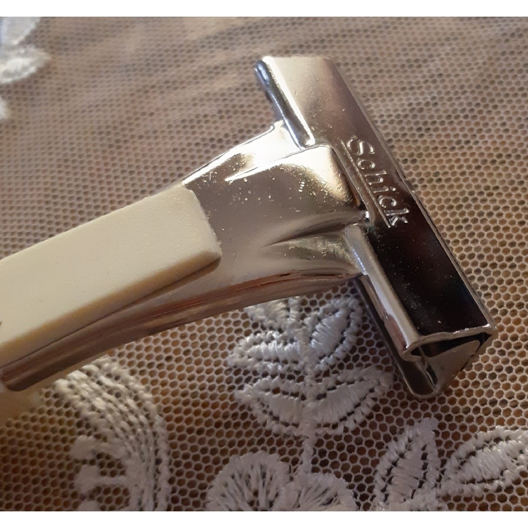 Schick(シック)のヴィンテージ Schick シックインジェクター 革ケース トラベルセット 新品 メンズのメンズ その他(その他)の商品写真