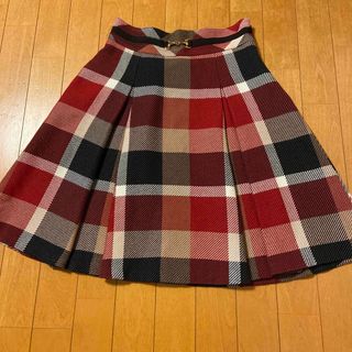 バーバリーブルーレーベル(BURBERRY BLUE LABEL)のお値下げ！バーバリーブルーレーベル　クレストブリッジ　美品スカート(ひざ丈スカート)