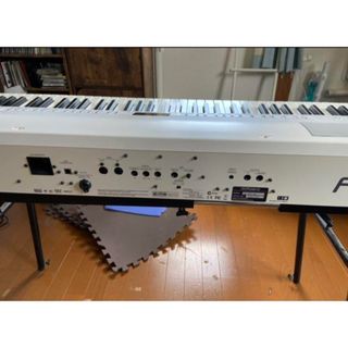 Roland FP-80 定価17万【直接配送できる方限定】