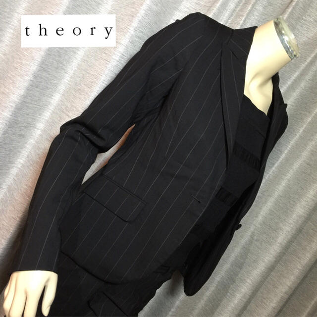 theory(セオリー)のセオリー日本製ピンストライプパンツスーツ レディースのフォーマル/ドレス(スーツ)の商品写真