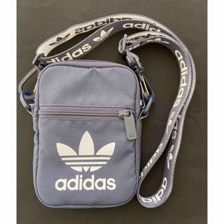 アディダス(adidas)のadidas ショルダーバッグ ネイビー(ショルダーバッグ)