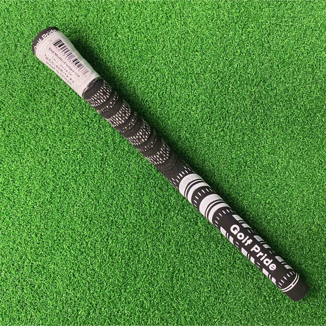 Golf Pride(ゴルフプライド)の新品　ゴルフプライド ブラック10本　 MCC-60R バックライン無し　 チケットのスポーツ(ゴルフ)の商品写真